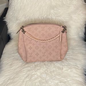LOUIS VUITTON Babylone Mahina Leather Handbag